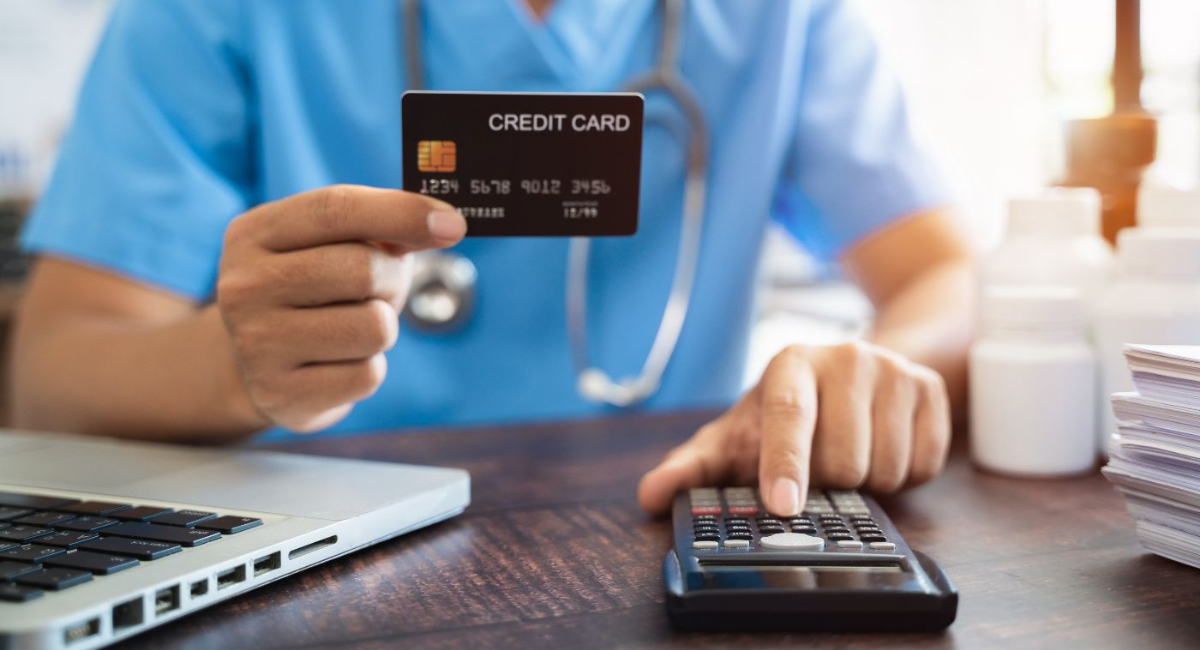 Навязанный кредит в медицинском центре: что делать и как избежать?